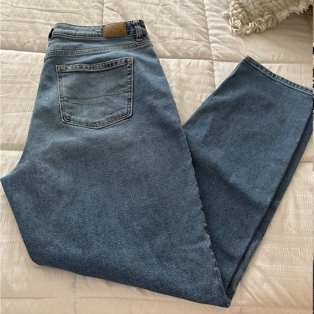 American Eagle Mom Jeans